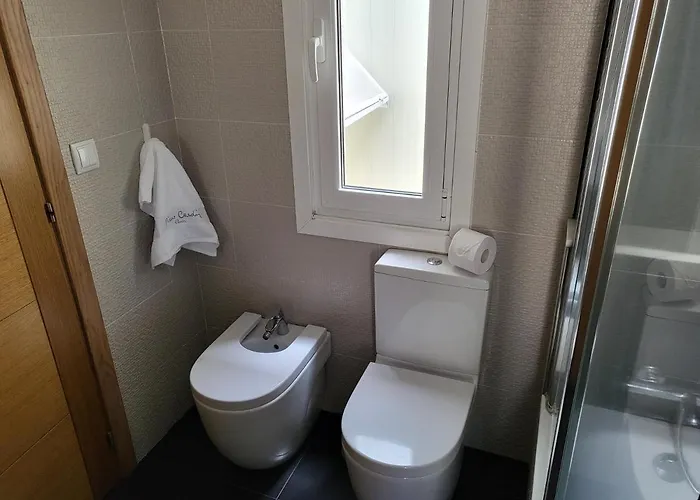 Piso Centrico 2 A Escasos Metros De Maria Pita * A Coruna